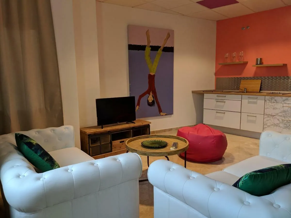 Apartamentos Arc Felix Saenz 2 4 Malaga 0*,  Hiszpania