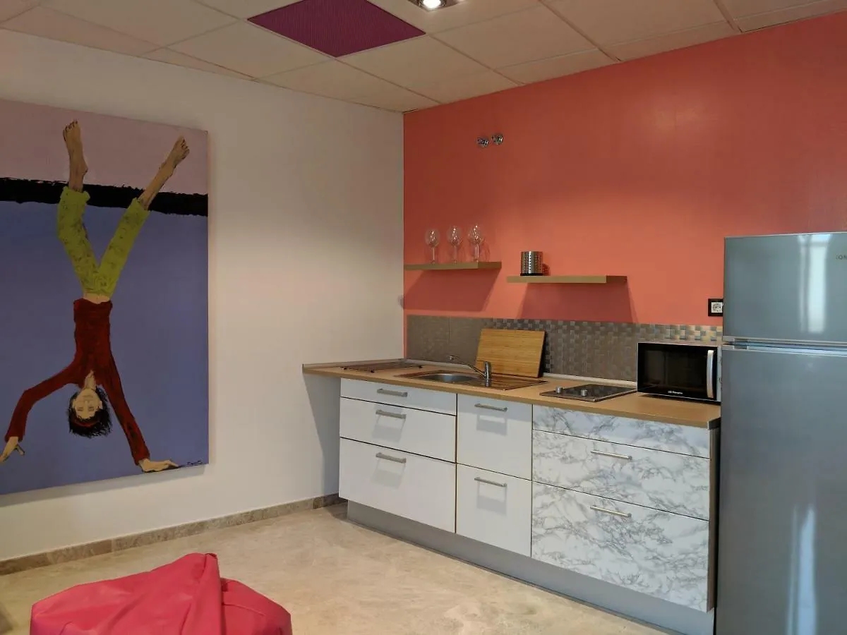 Apartamentos Arc Felix Saenz 2 4 Малага Испания